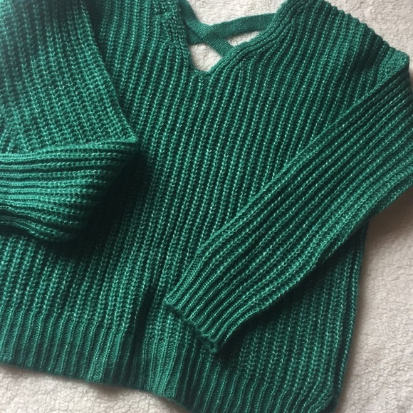 Hippie rose juniors crisscross back sweater - Picture 8 of 8